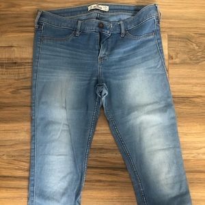 Hollister Jeggings Medium Wash 7R
